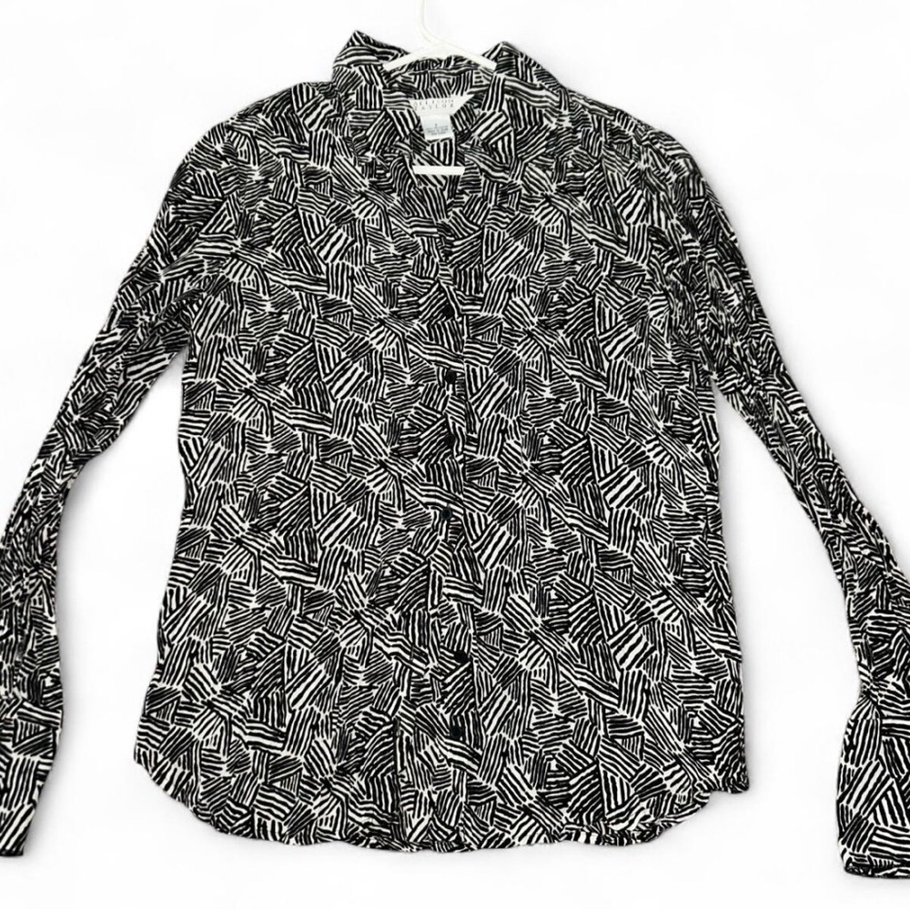 Allison Taylor Black and White Geometric Blouse